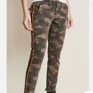 Pam & Gela Camouflage Pants with Side Stripe